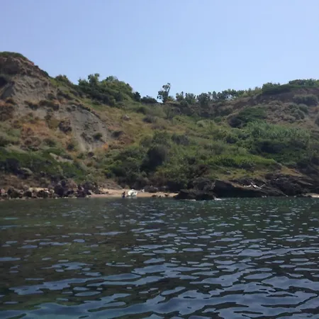 Le Castella